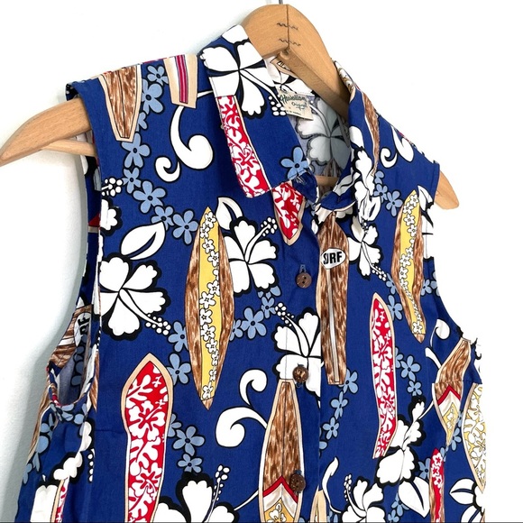 Hilo Hattie The Hawaiian Original Floral Surfboard Sleeveless Button Down Shirt - Picture 2 of 6